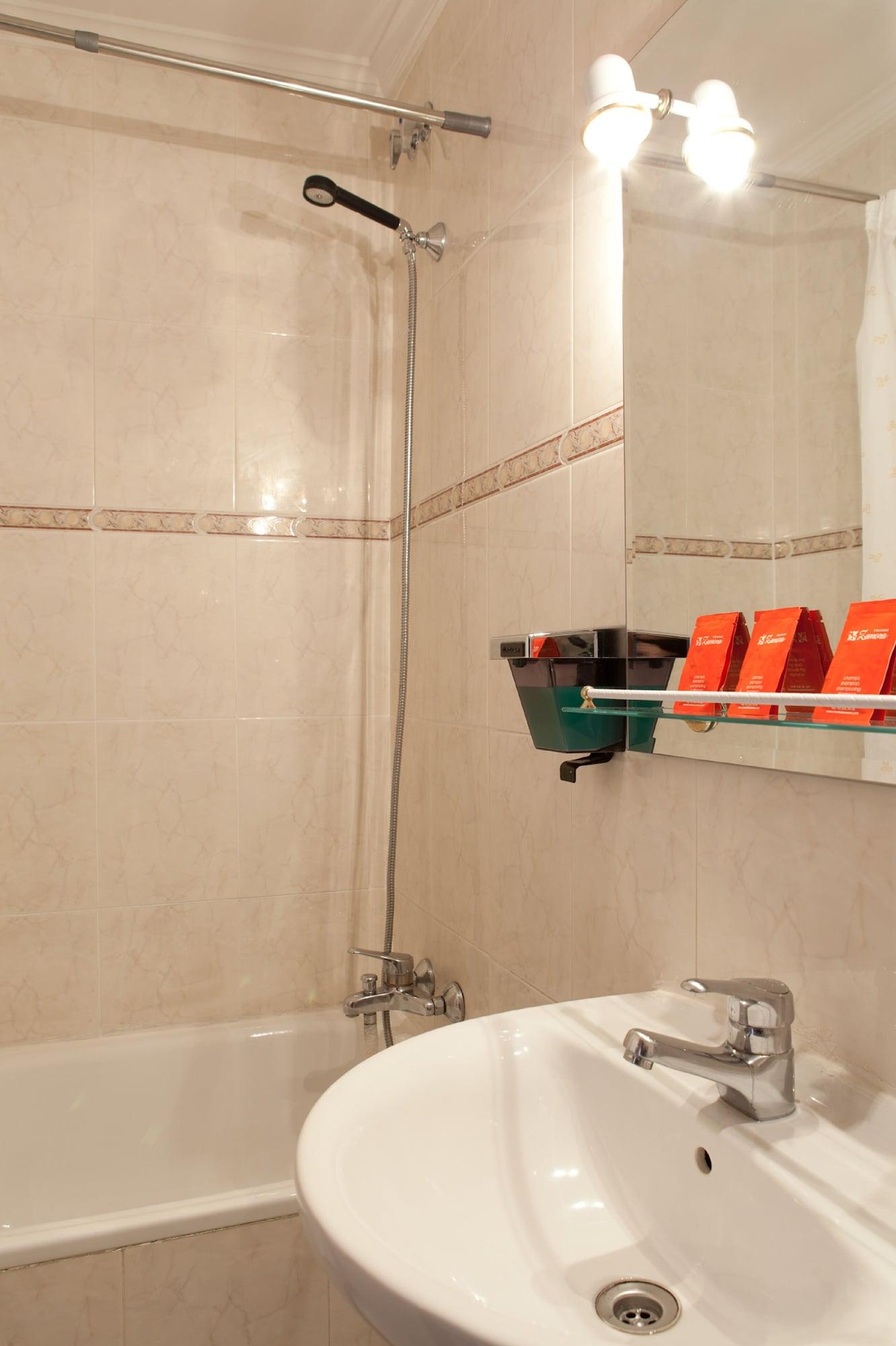 מדריד Hostal Zamora מראה חיצוני תמונה