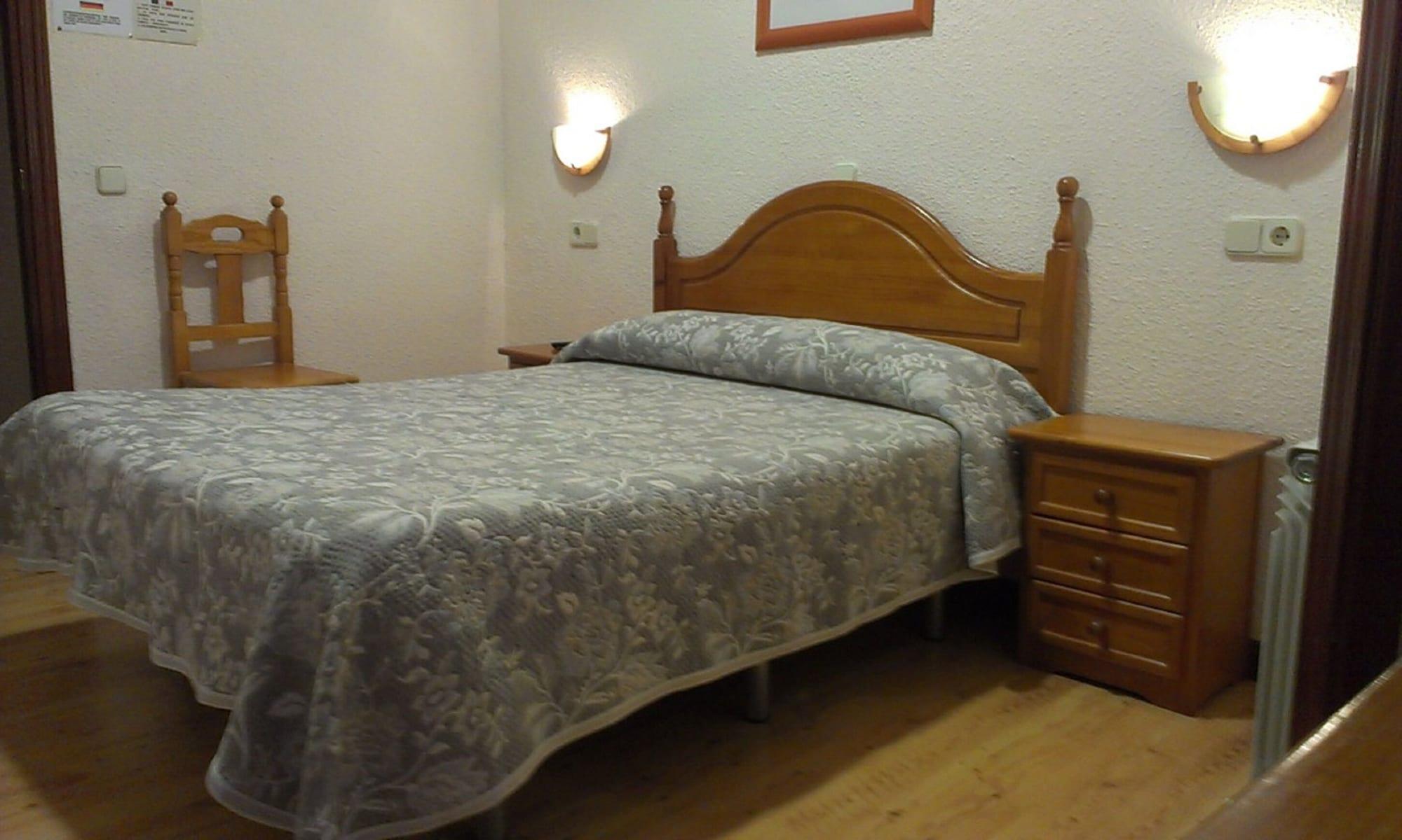 מדריד Hostal Zamora מראה חיצוני תמונה