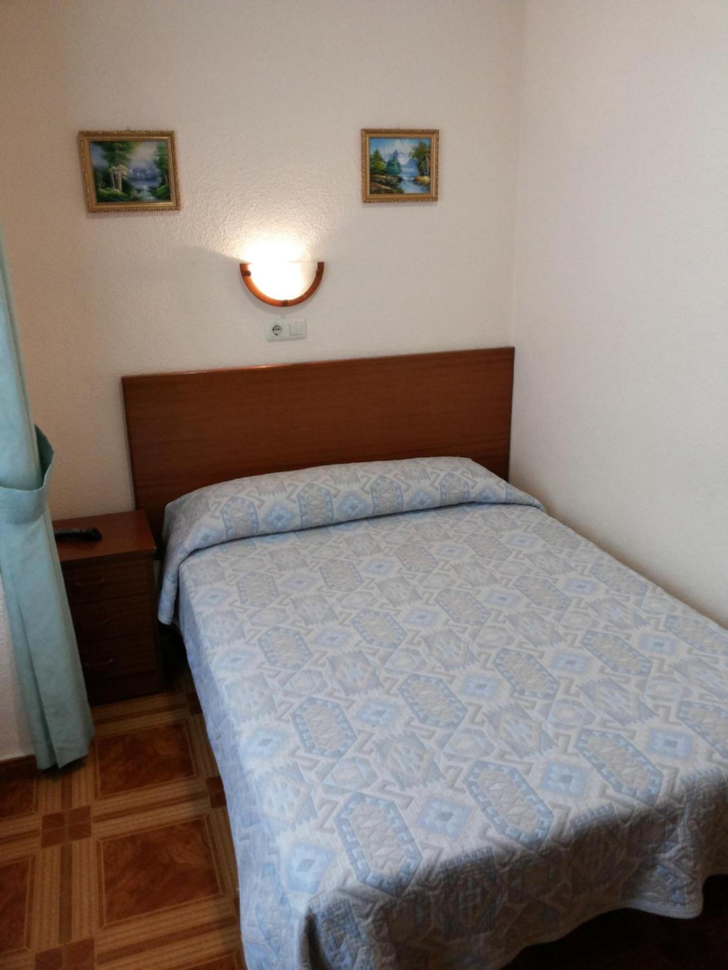 מדריד Hostal Zamora מראה חיצוני תמונה