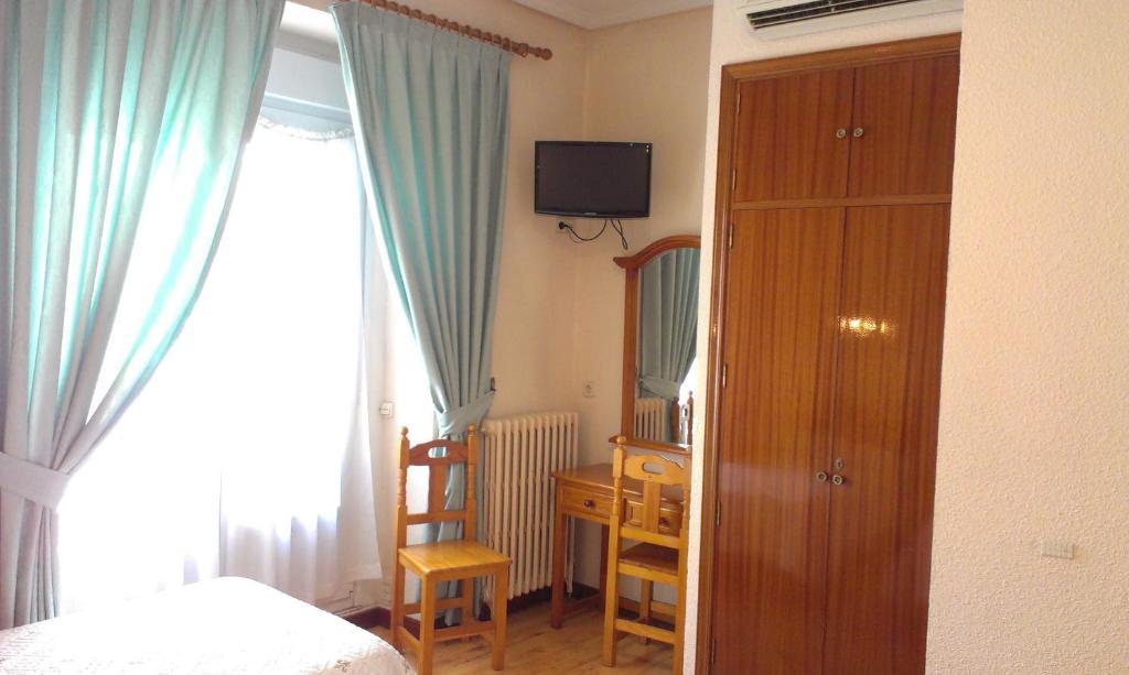 מדריד Hostal Zamora חדר תמונה
