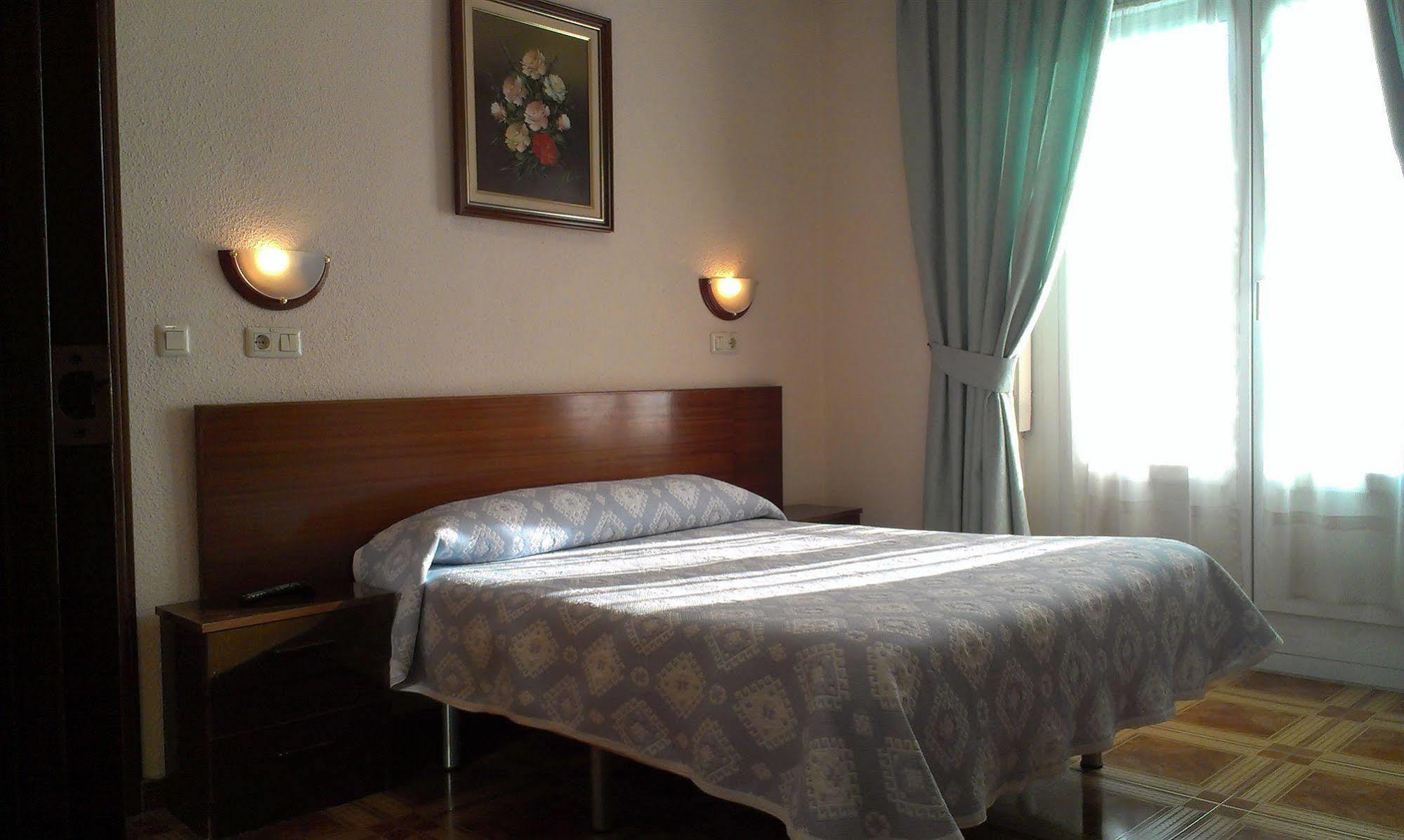מדריד Hostal Zamora מראה חיצוני תמונה